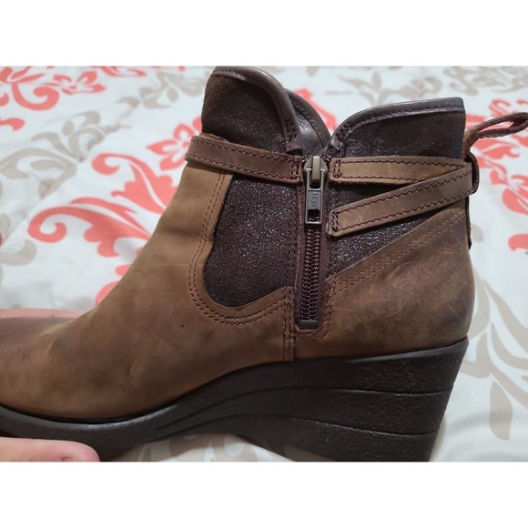 UGG Boots Womens 8 Meredith Lodge Wedge Booties Brown Leather Zip 1008017 - Picture 6 of 13